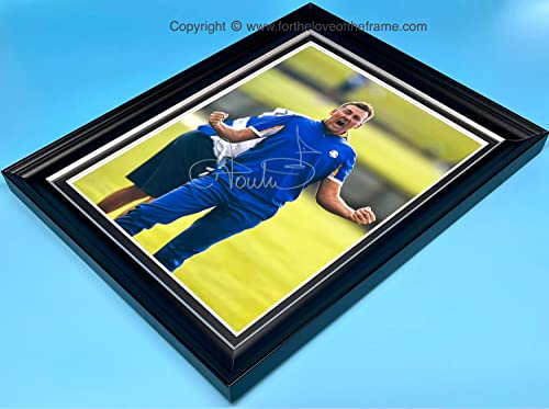 Ian Poulter Signed Autograph Golf Memorabilia Golf Photo Poster In Luxury Handmade Wooden Frame & AFTAL Certificate Of Authenticity - Golf Gift