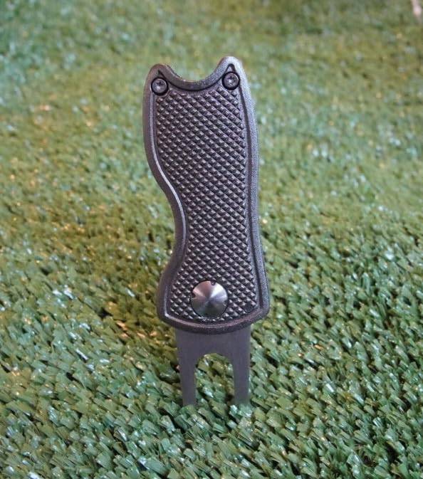 Spurs Ball Marker with Golf Divot Repair Tool - Gift Combo. Pitch Mark Tool has Pop-up Button & Foldable Tynes to Ptotect Pockets. Lightweight, Portable (Silver) (grey) - Golf Gift