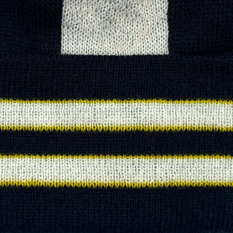 Newcastle Retro Golf Bobble Hat – Black & White 1997 Style